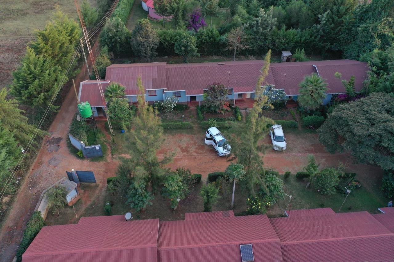 Africana Yard Kitale Buitenkant foto